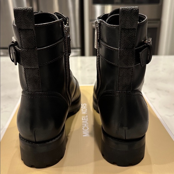 Michael Kors Black Leather Combat Boots with Silver Accents excellent - Picture 3 of 6